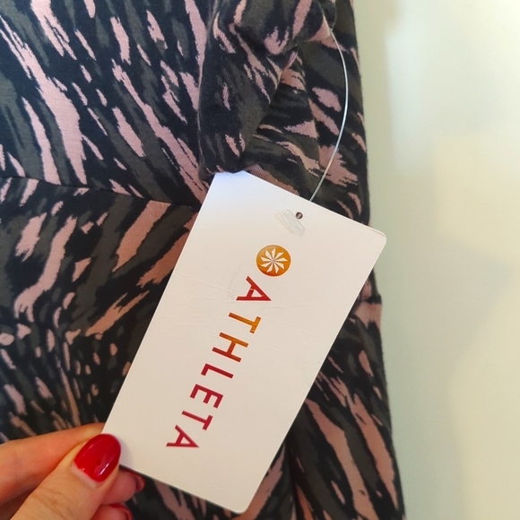 NWT Women's Athleta Santorini Thera Print Dress. Green, blush, & black. Sz 1x - Picture 7 of 7